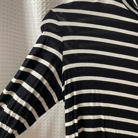 H&M Striped Turtleneck Knit Long Sleeve - Picture 3 of 4